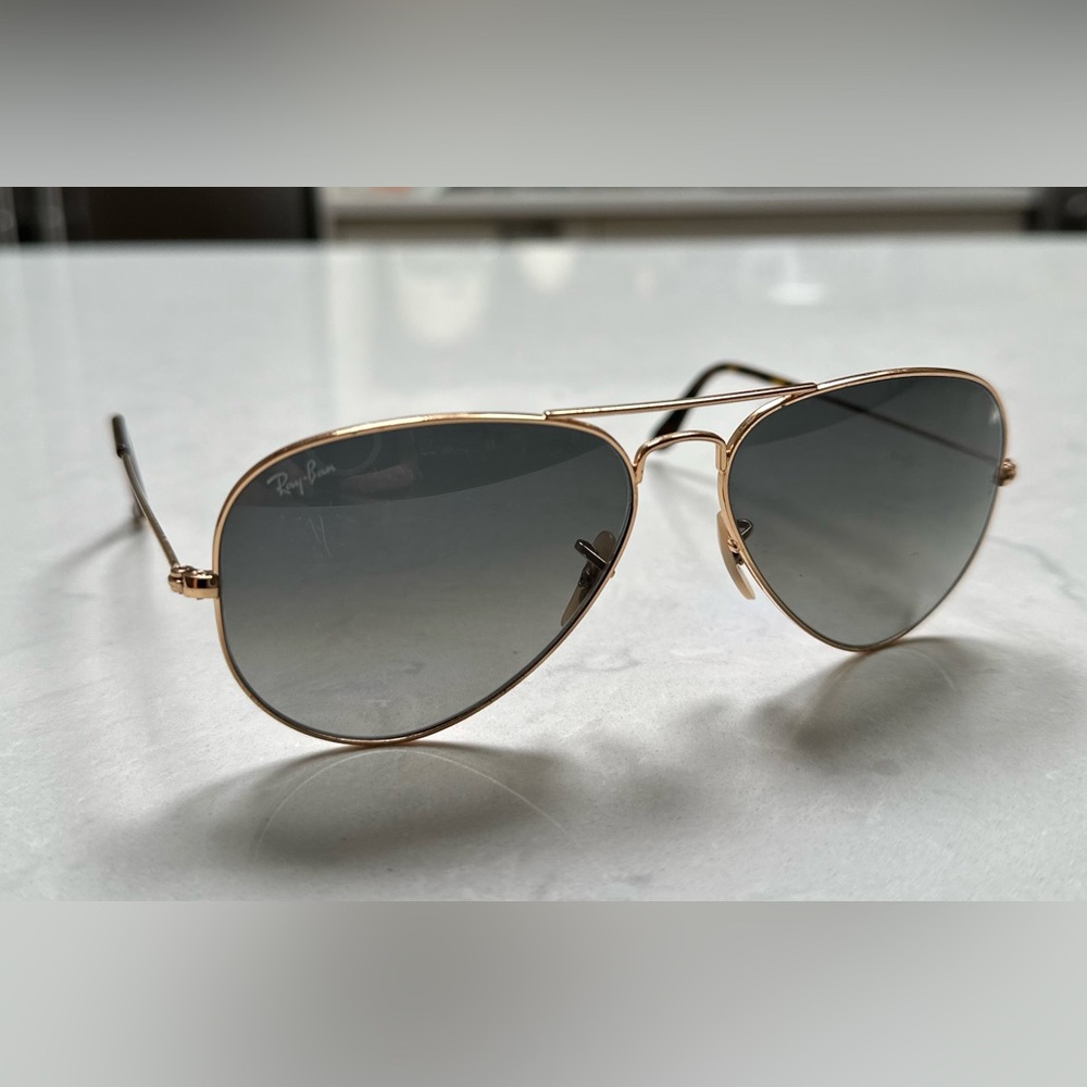 Ray-Ban Gold Aviator Sunglasses
